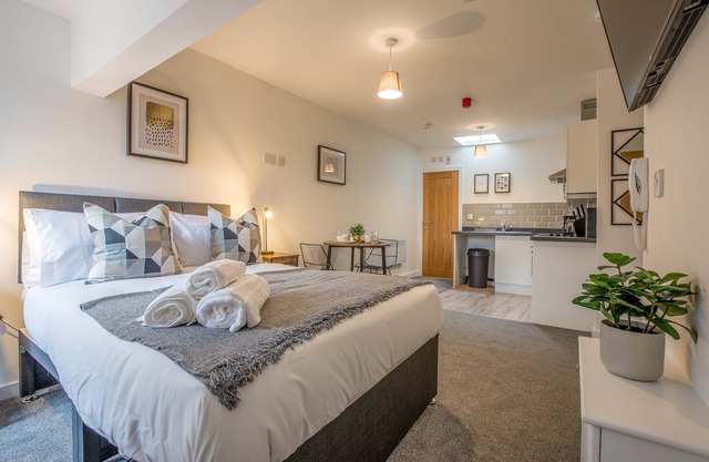 Smart Studio, Central Location, Sleeps 2