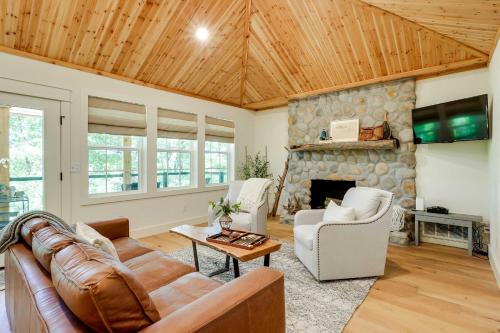 Spacious Home on Beaver Lake w/Deck & Fire Pit!