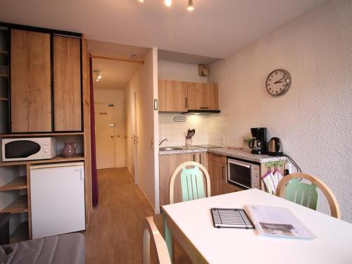 Studio avec balcon au Mont Dore, pour 4 personnes - FR-1-608-137