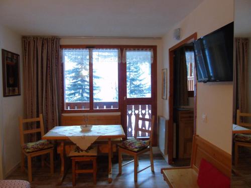 Studio cosy 4 pers, proche télécabine & commerces - FR-1-561-42