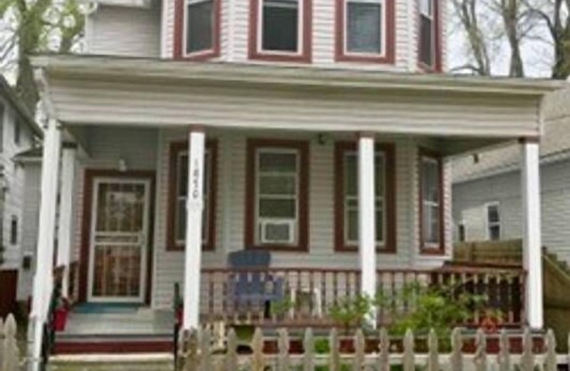 The House Hotels - Huge Ohio City District Home - 5 Minutes from Downtown - W45th1 Upper
