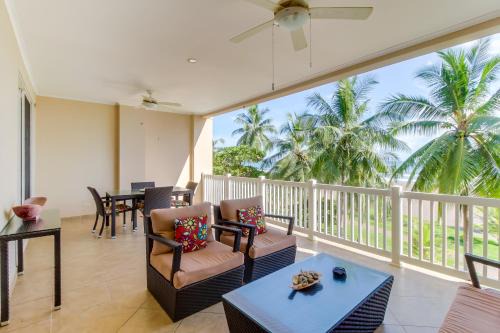 The Palms 301