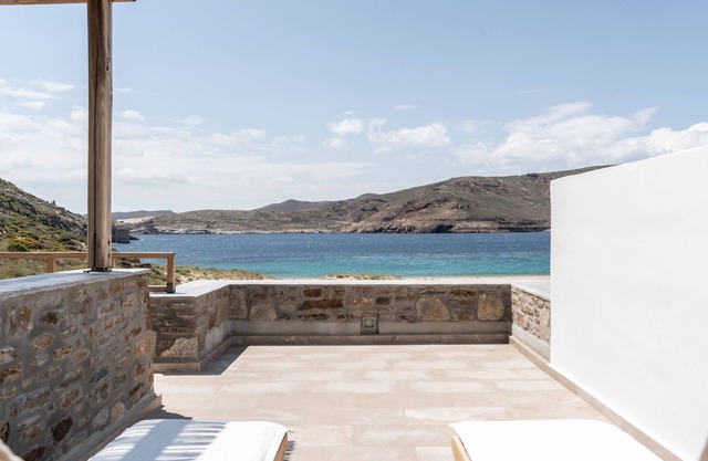 Maisonette Sea 