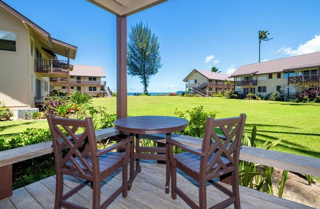 True Beachfront Romance in Quiet Intimate Location - Perfect for Honeymoons!