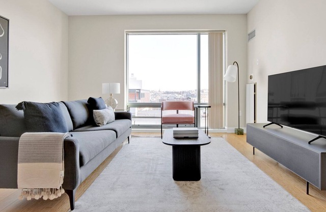 Upscale South Boston 1bd near restaurants & shops by Blueground