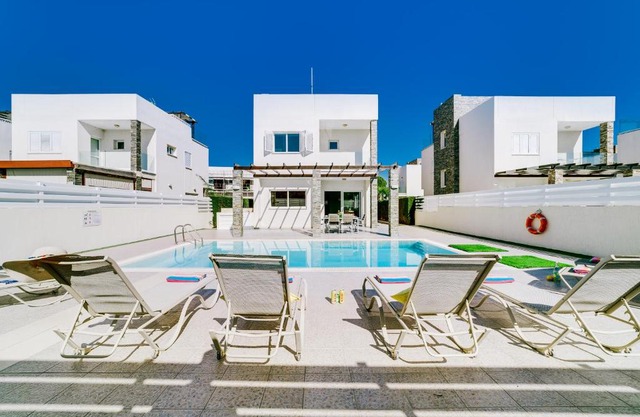 Villa Anemoni 