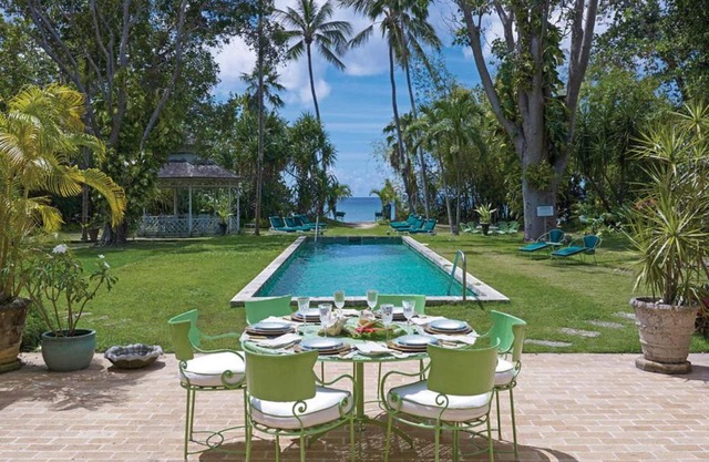 Villa Nelson Gay