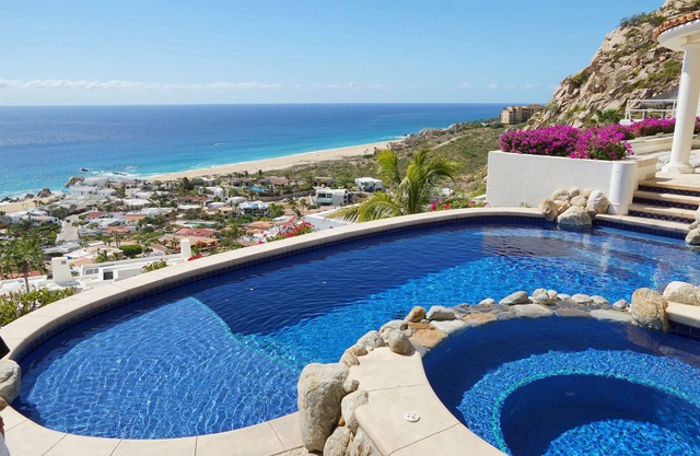Villa Thunderbird 