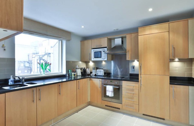 Westminster Serviced Apartment