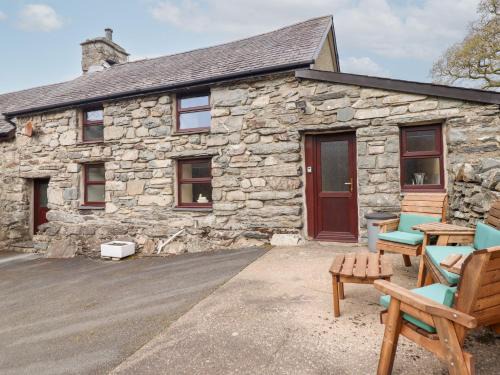 Y Bwthyn Llanbedr 