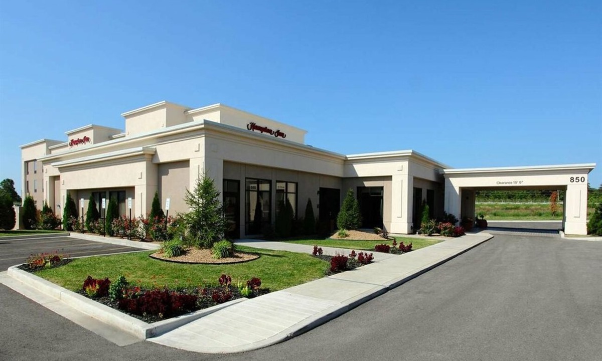 Farmington Hotel | Hampton Inn Farmington