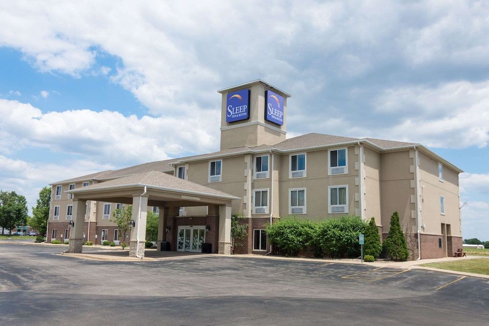 Washington Hotel | Sleep Inn & Suites Washington Near Peoria