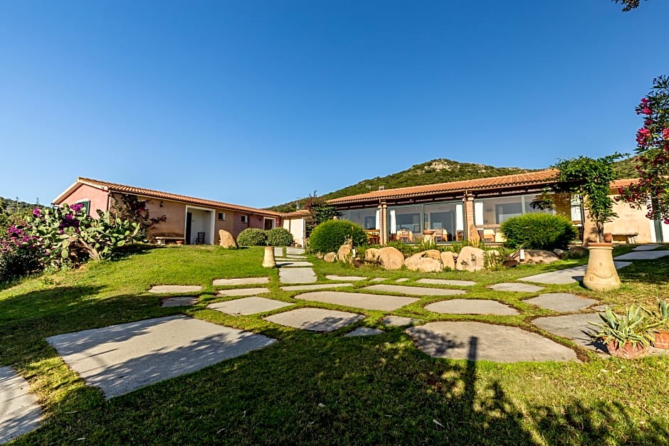 Loiri Porto San Paolo Hotel | Borgo di Campagna