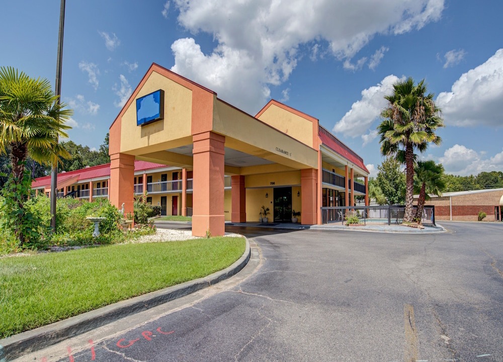 Hinesville Hotel | OYO Hotel Hinesville Oglethorpe