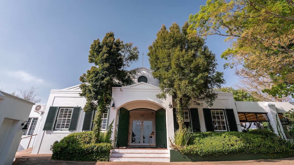 Raithby Hotel | Eikendal Lodge