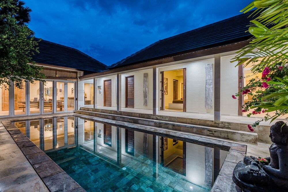 Sunset Road Hotel | Villa Matahari
