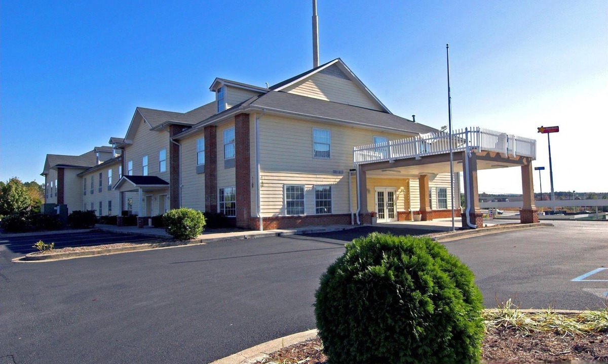 Adairsville Hotel | Baymont by Wyndham Adairsville