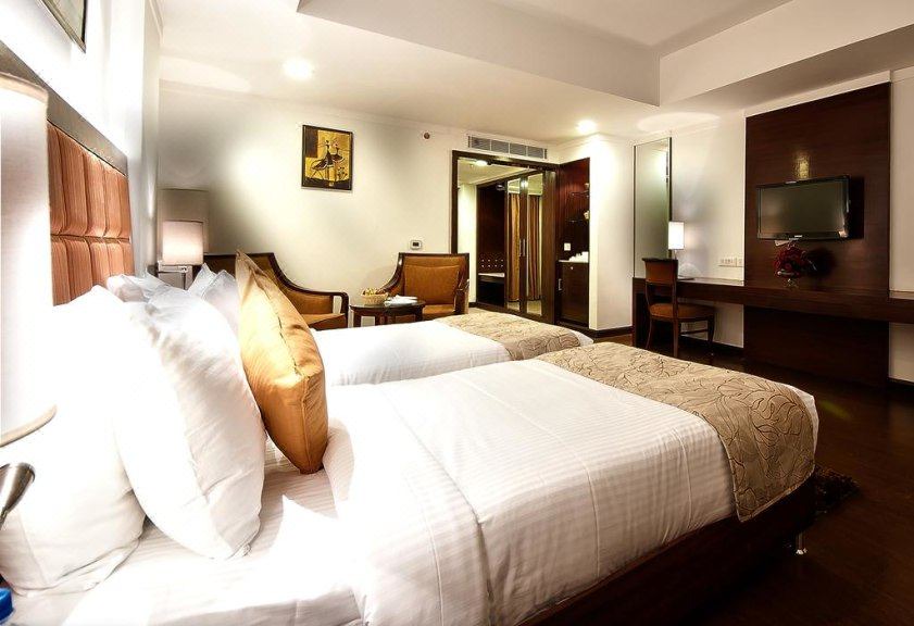 Sector 45 Hotel | Hotel Golden Plaza