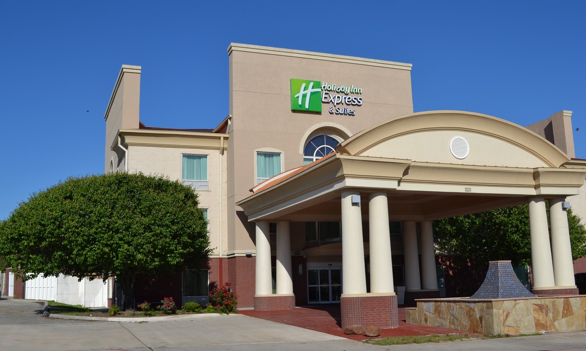 Gainesville Hotel | Holiday Inn Express Hotel & Suites Gainesville, an Ihg Hotel