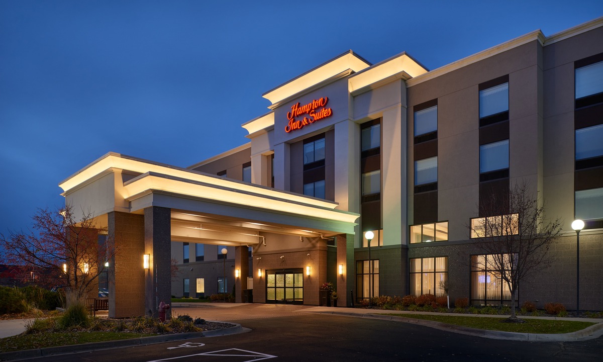 Rogers Hotel | Hampton Inn & Suites Rogers