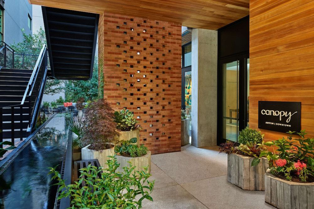 West End Hotel | Canopy by Hilton Austin Downtown