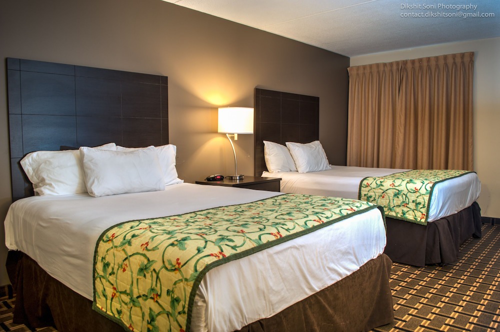 Lindsay Hotel | Ramada by Wyndham Lindsay