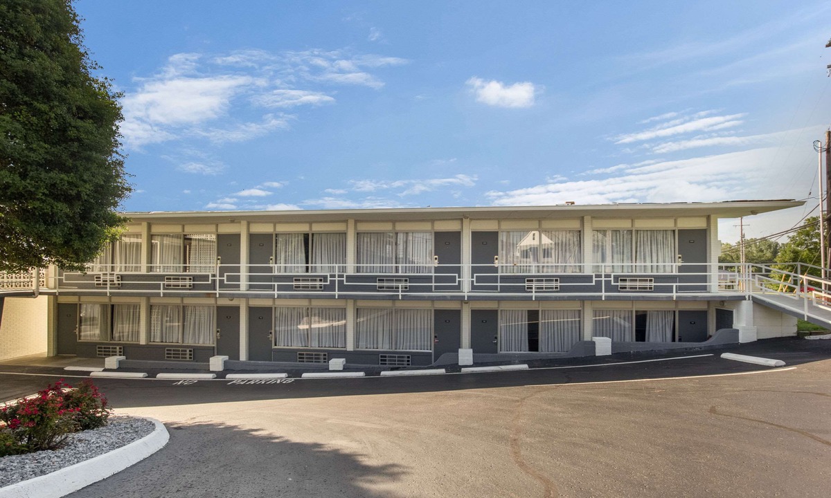 Radcliff Hotel | Econo Lodge Fort Knox
