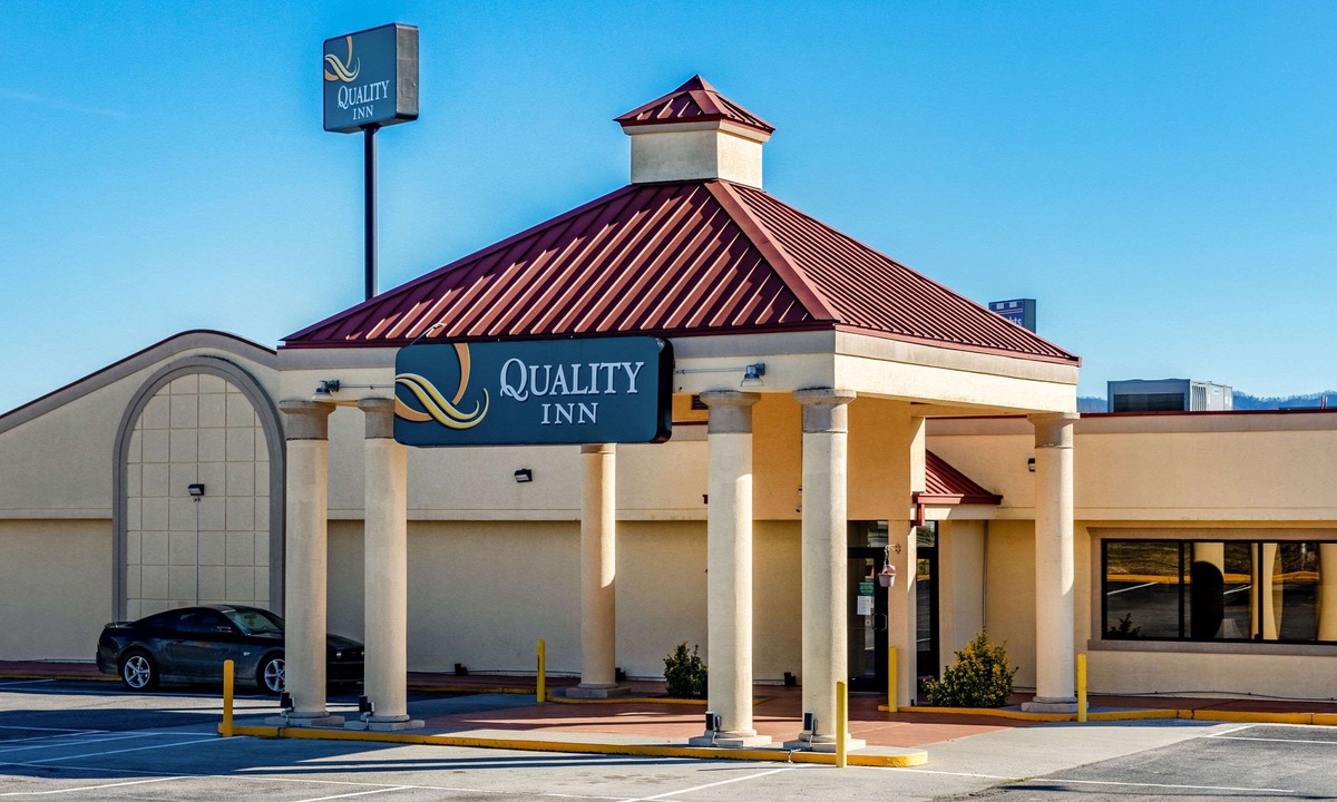 Newport Hotel | Quality Inn Newport