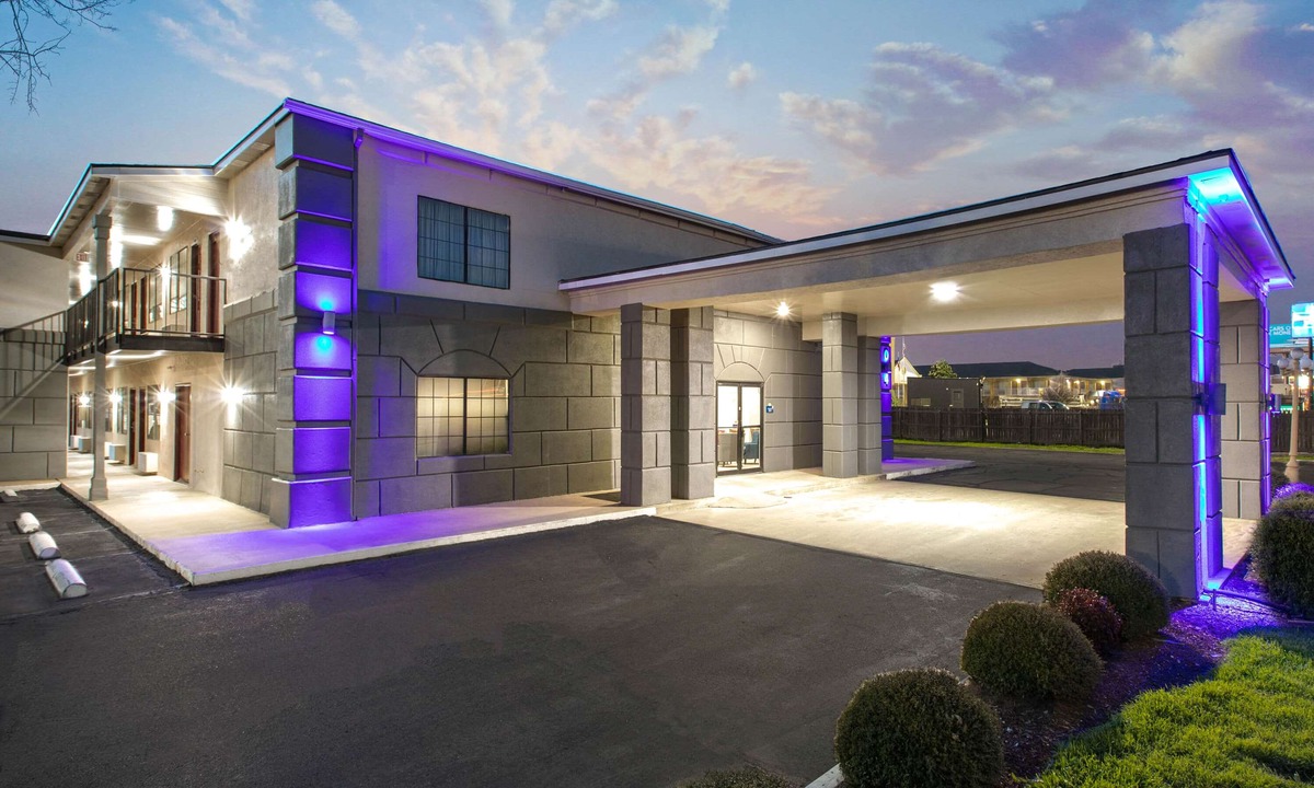 Bellmead Hotel | Days Inn by Wyndham Waco