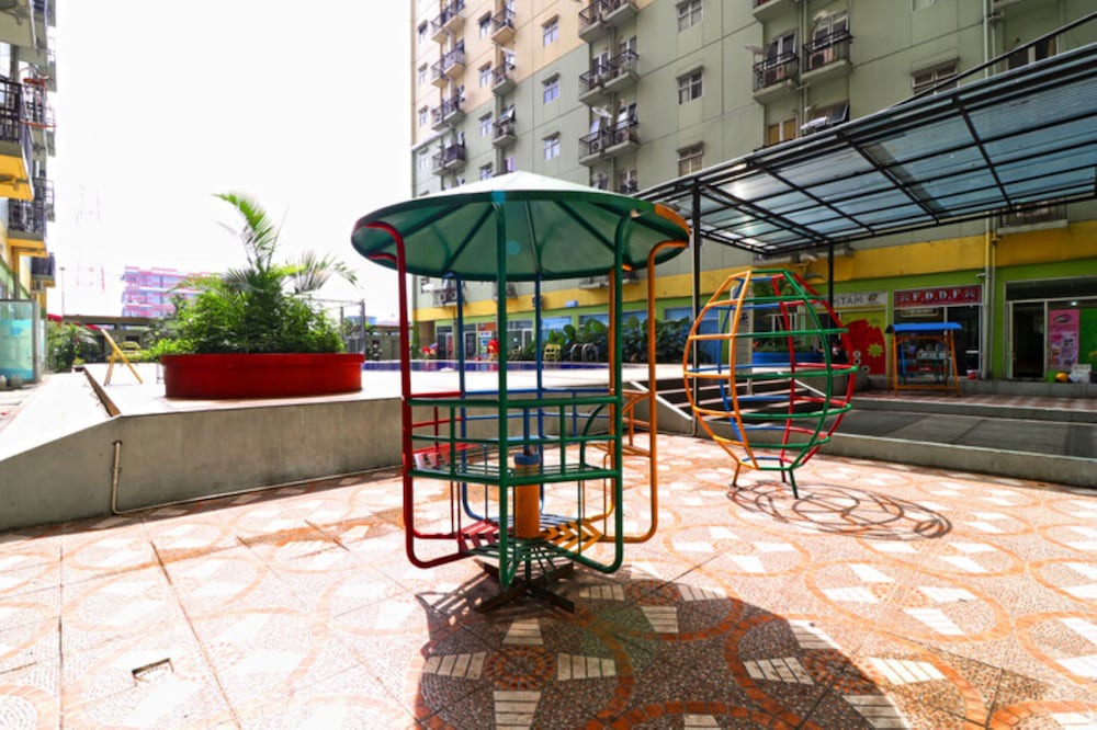 Bandung Hotel | The Suites Metro Apartment by Nfo Property