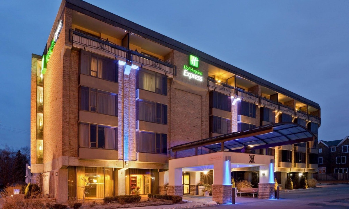 Birmingham Hotel | Holiday Inn Express Detroit-Birmingham, an Ihg Hotel