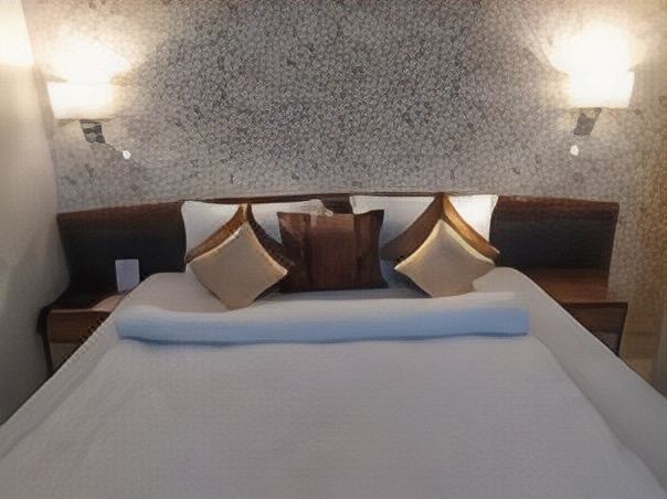 Sindhi Camp Hotel | Hotel Gaurav