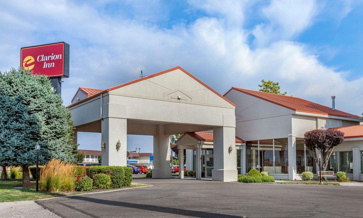Ontario Hotel | Clarion Inn Ontario