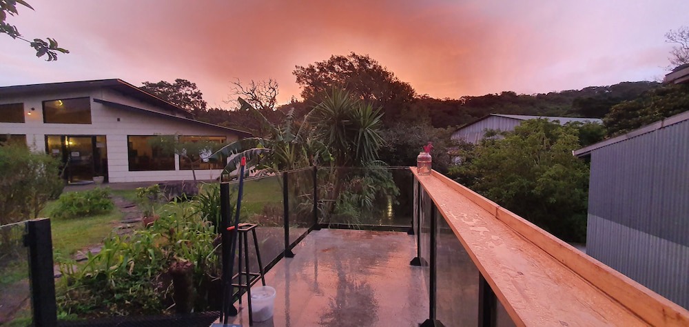 Santa Elena Hotel | OutBox Inn