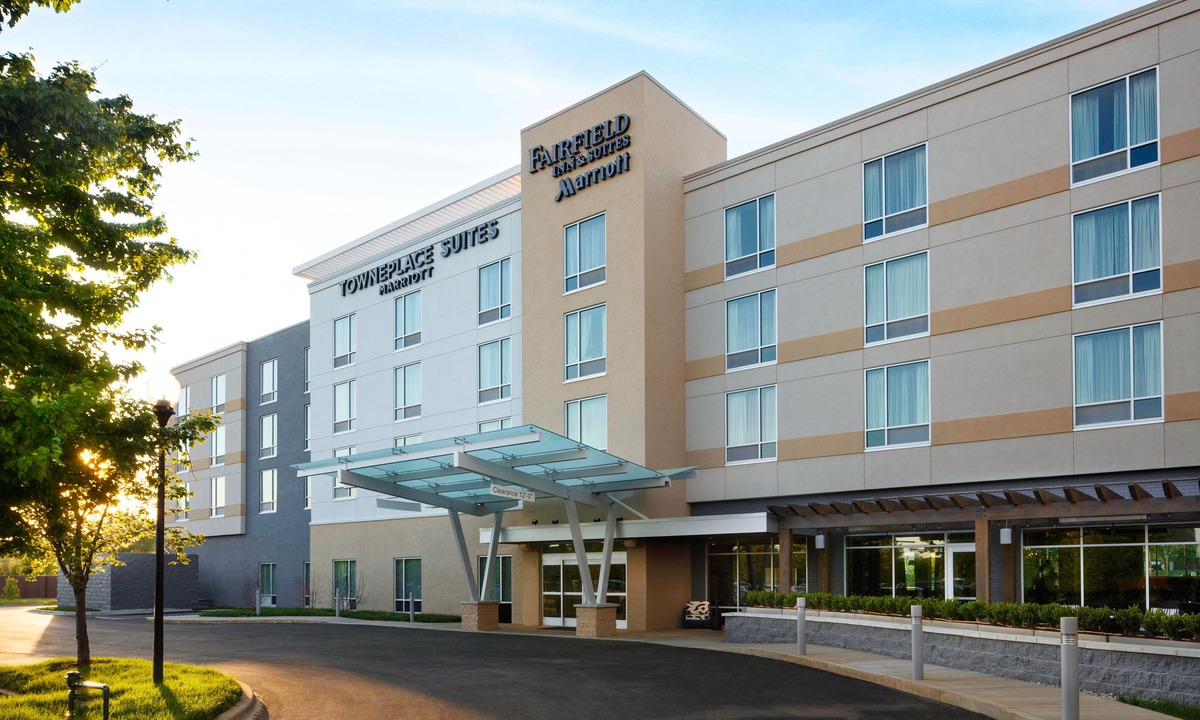 Buechel Hotel | Fairfield Inn & Suites by Marriott Louisville Northeast