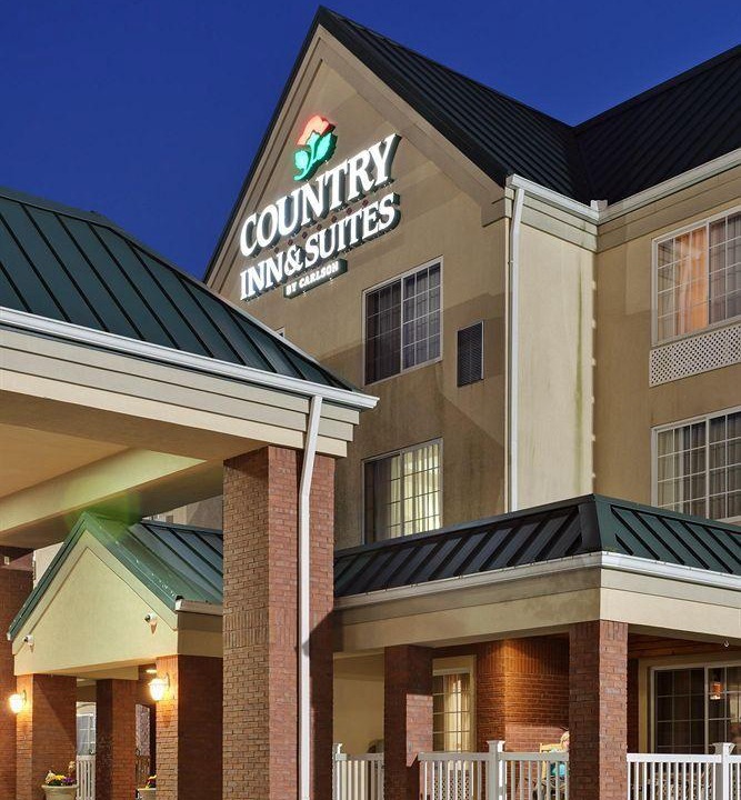 Clinton Hotel | Baymont by Wyndham Clinton