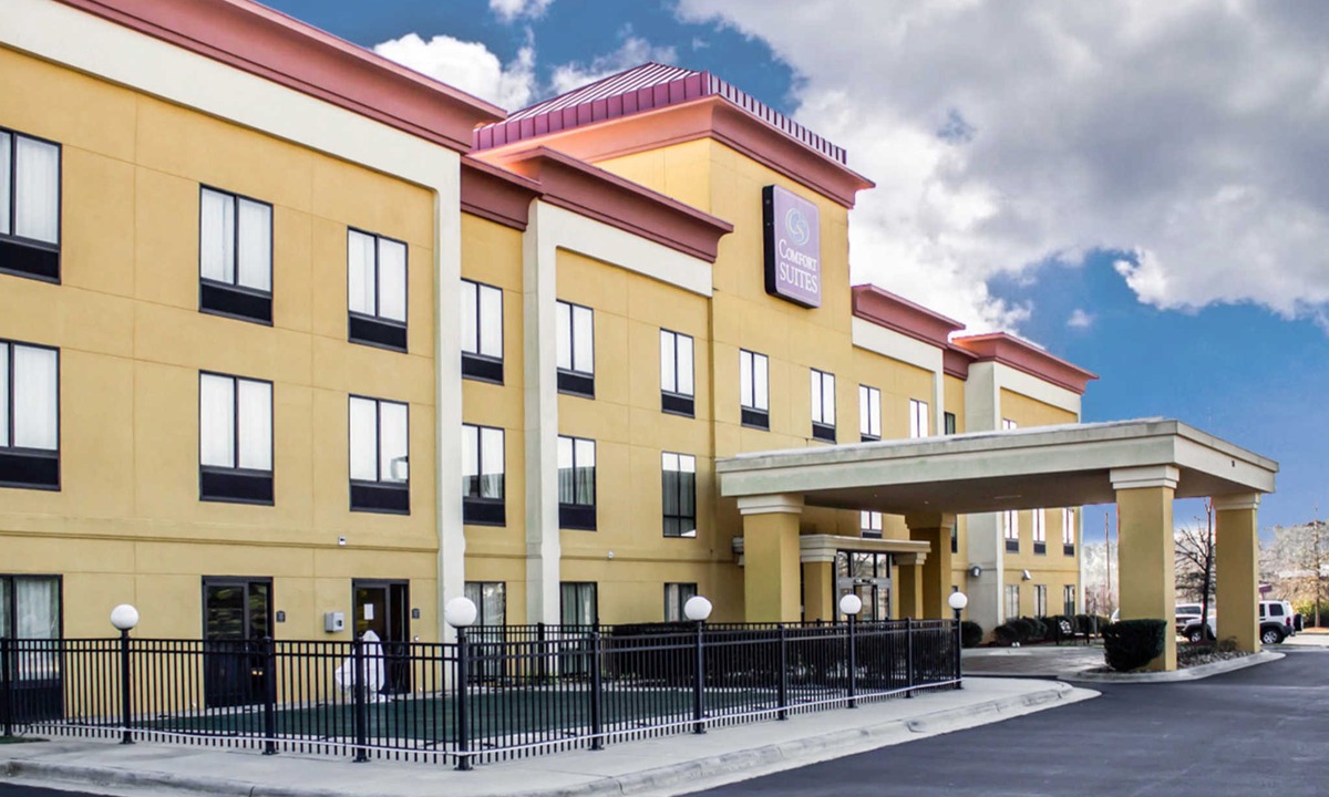 Clayton Hotel | Comfort Suites Clayton - Garner