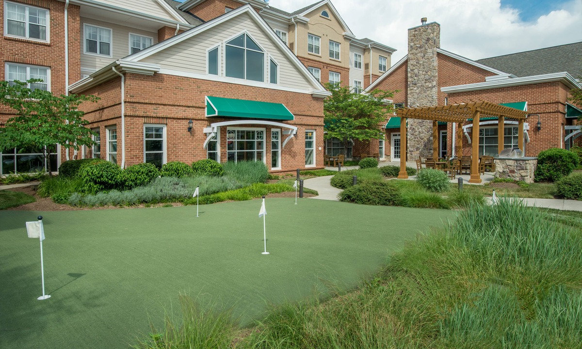 Sterling Hotel | Residence Inn Dulles Airport at Dulles 28 Centre