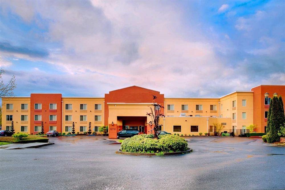 Vancouver Hotel | DoubleTree by Hilton Vancouver