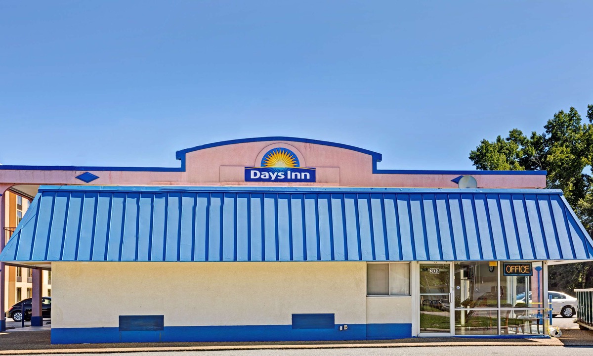 Elizabeth City Hotel | Days Inn by Wyndham Elizabeth City