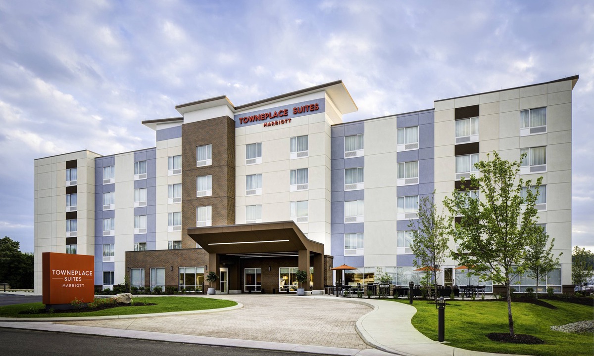 Bayberry Hotel | TownePlace Suites by Marriott Syracuse Liverpool