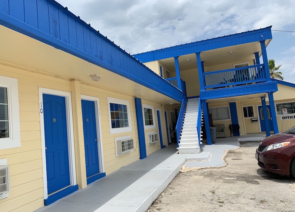 Port O Connor Hotel | American Inn and Suites