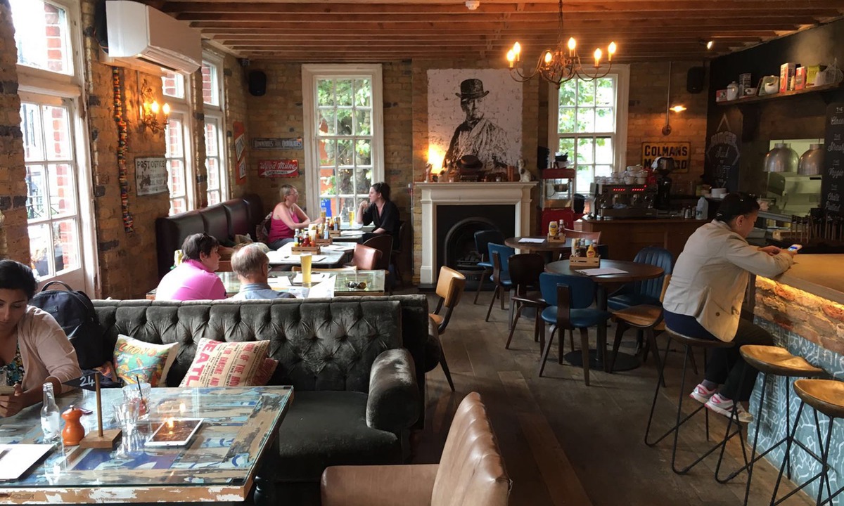 Hillside Hotel | Wimbledon Holiday Lets