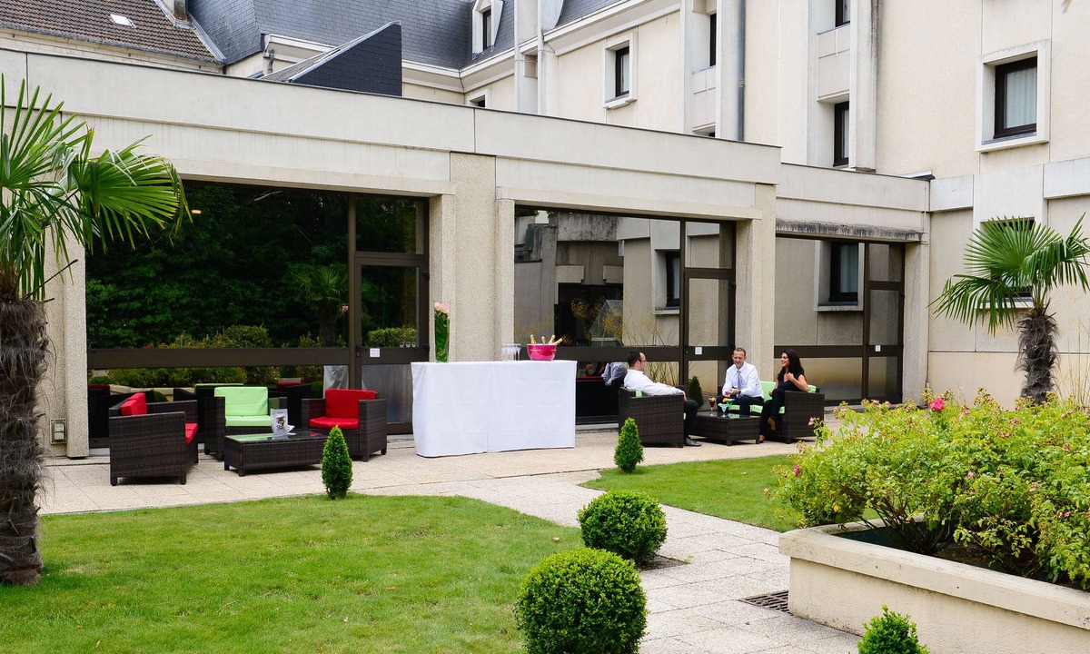 Caen City Centre Hotel | Ibis Caen Centre