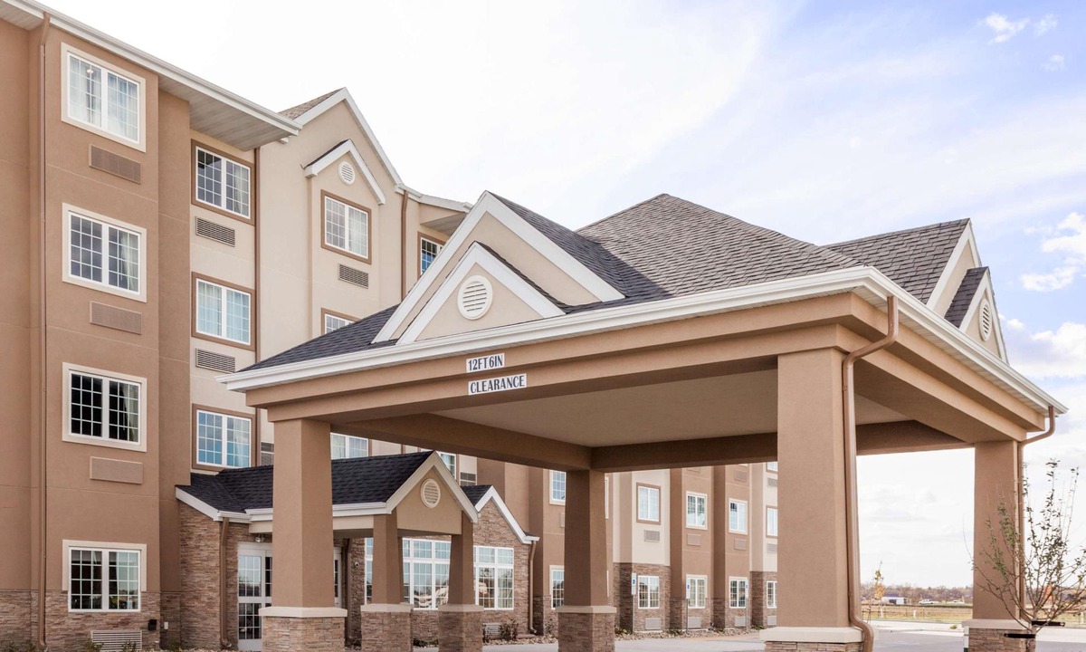 West Fargo Hotel | Microtel Inn & Suites by Wyndham West Fargo Medical Center