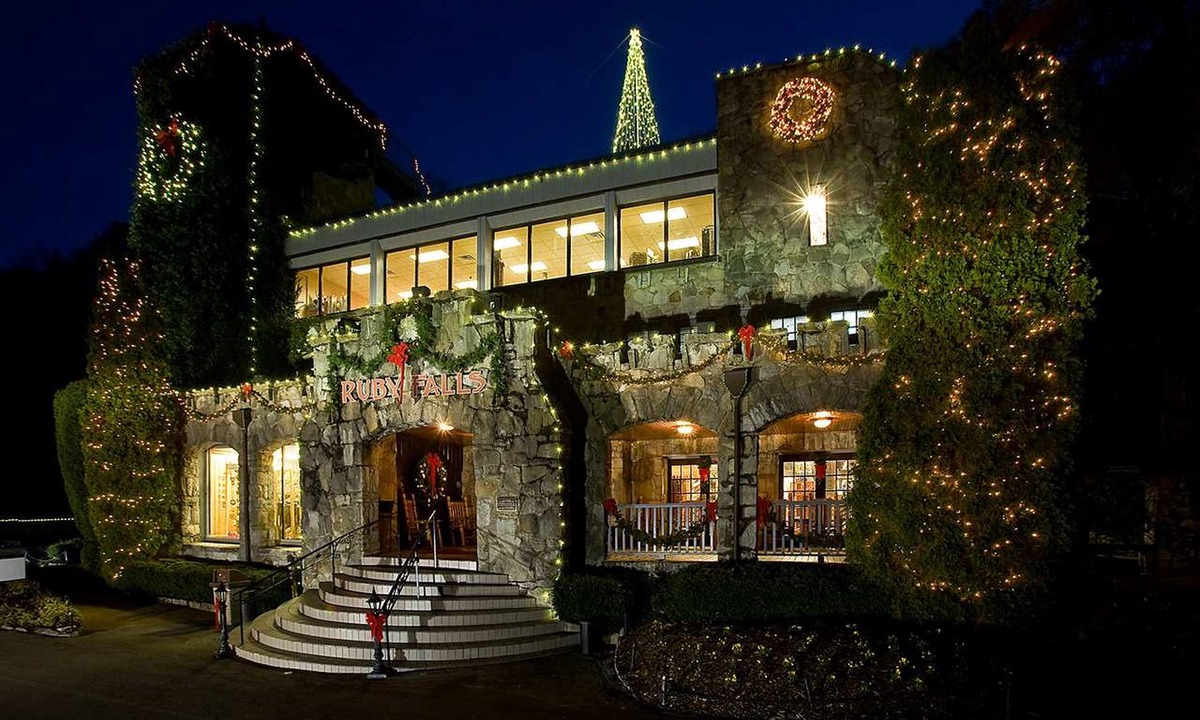 Downtown Chattanooga Hotel | DoubleTree by Hilton Chattanooga Downtown