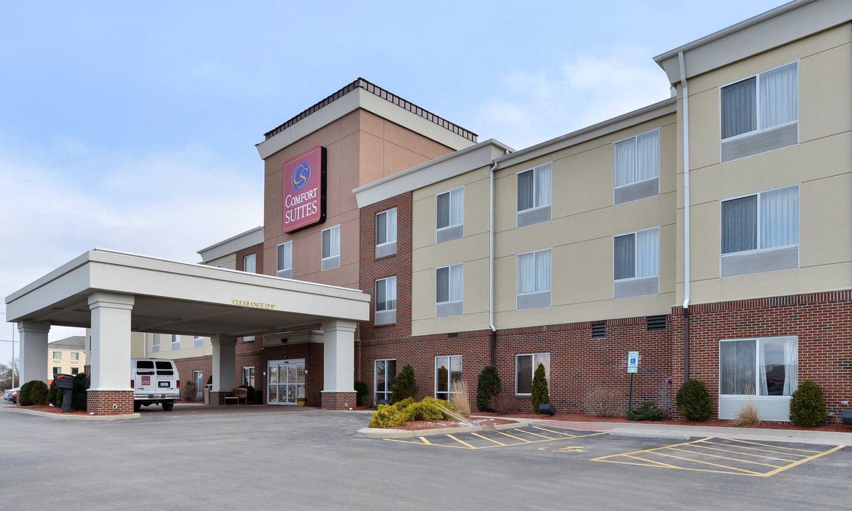 Urbana Hotel | Comfort Suites Urbana Champaign, University Area