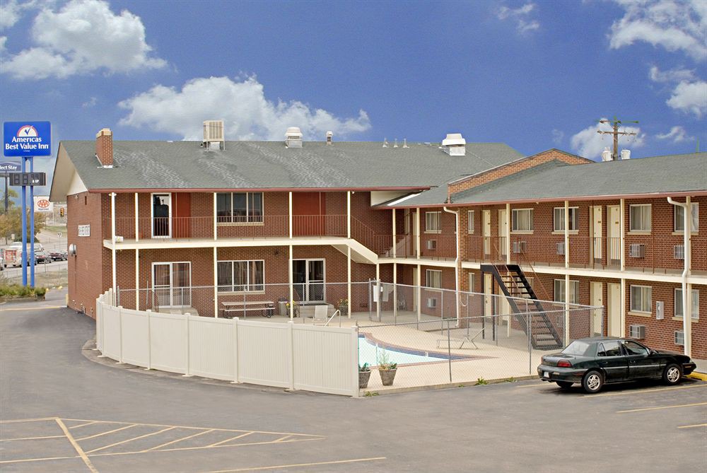 Evans Hotel | Americas Best Value Inn Greeley