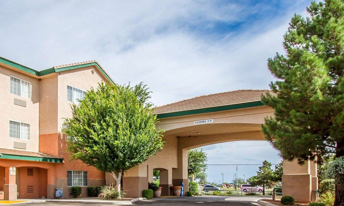 Sierra Vista Hotel | Comfort Inn & Suites Sierra Vista Near Ft Huachuca
