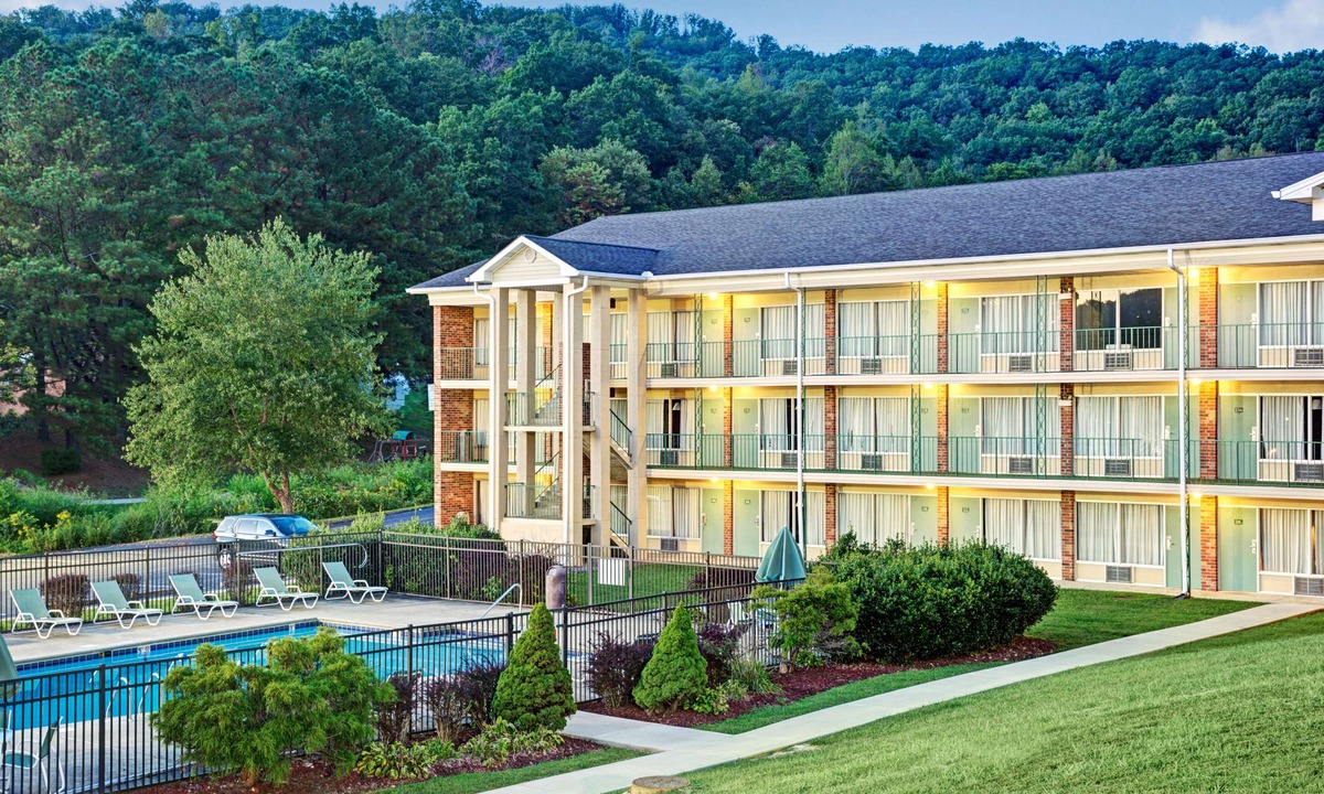 Jellico Hotel | Days Inn by Wyndham Jellico - Tennessee State Line